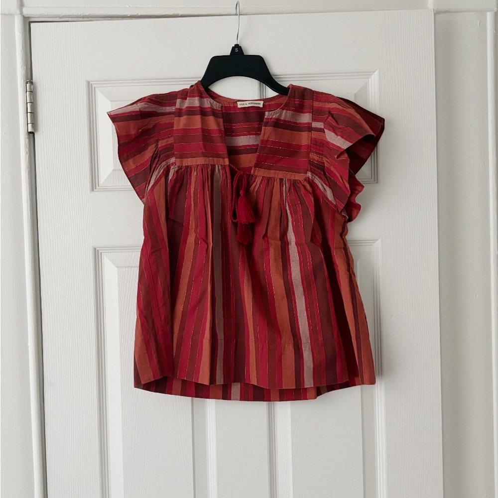 Ulla Jhonson 
V-Neck Short Sleeve Crop Top
Size: XS | US 0